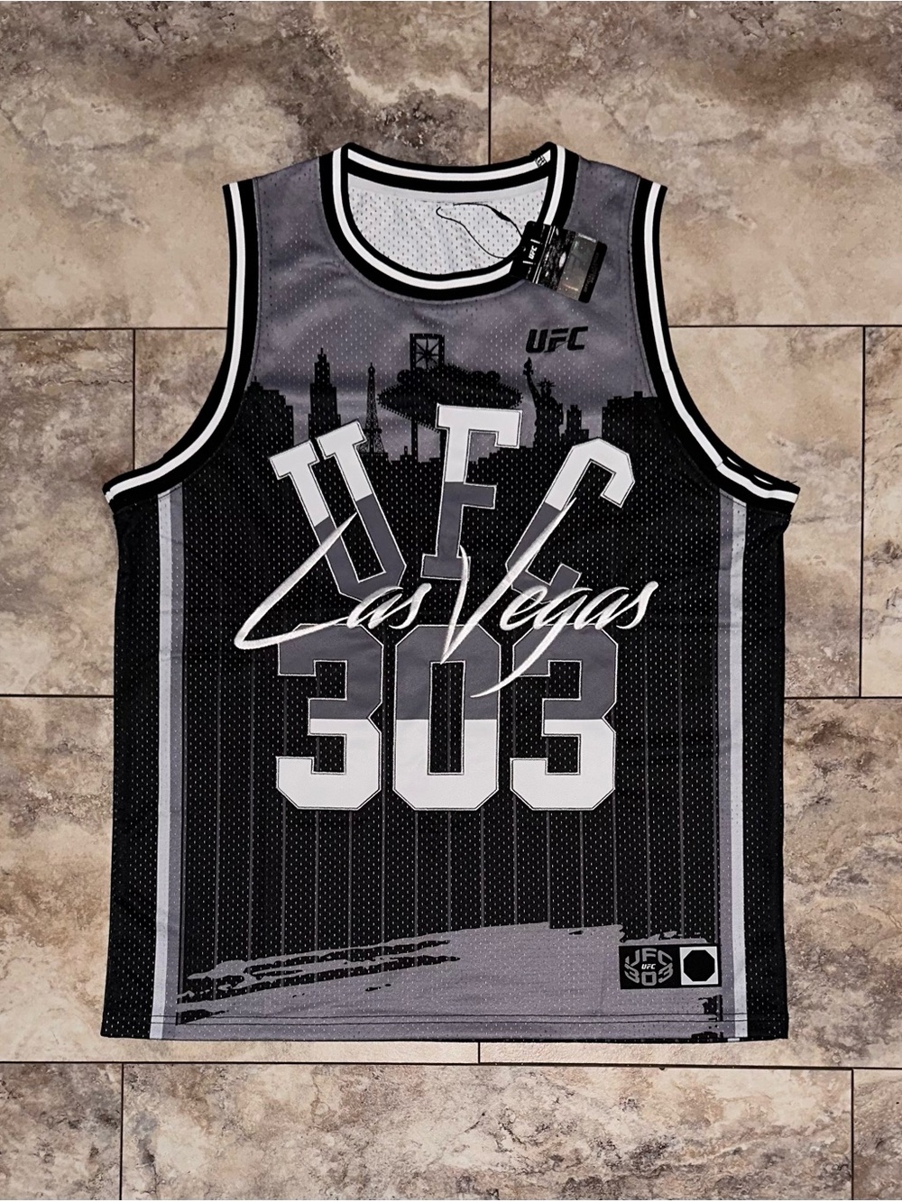 UFC 303 Las Vegas Basketball Jersey Black Gray Mesh Men’s NWT Size Large